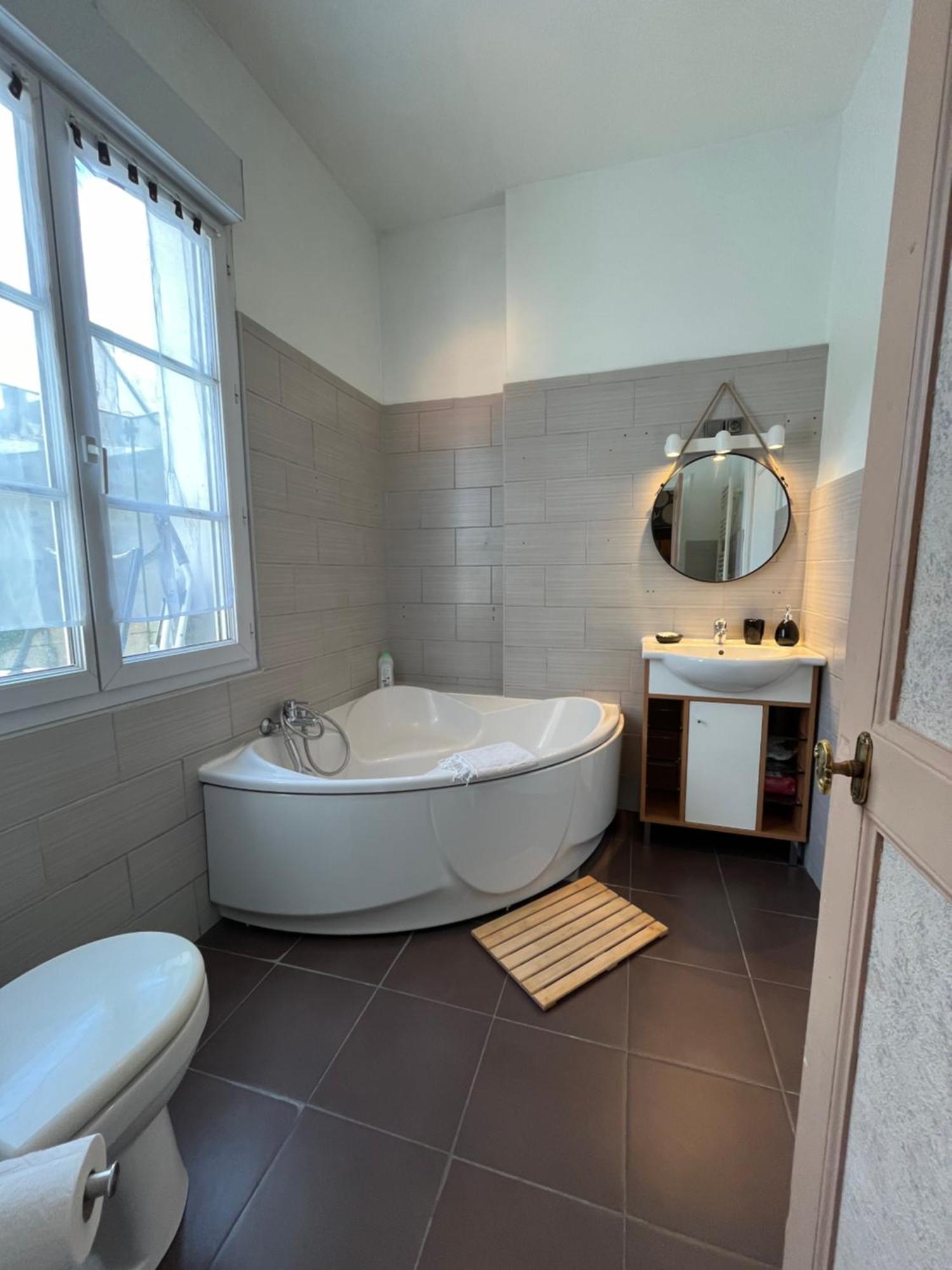 Cote Chateau - Grand Appartement Au Coeur De Blois Esterno foto